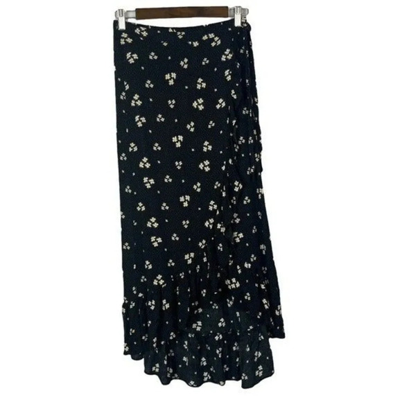 American Eagle AEO Black Floral Ruffle Wrap Maxi Skirt XS - Picture 2 of 5